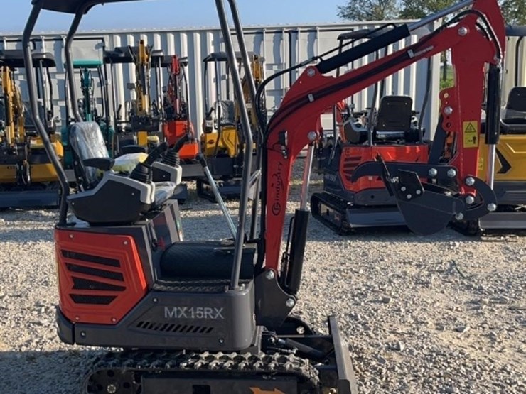 2025-cfg-mx15rx-mini-excavator-image-4