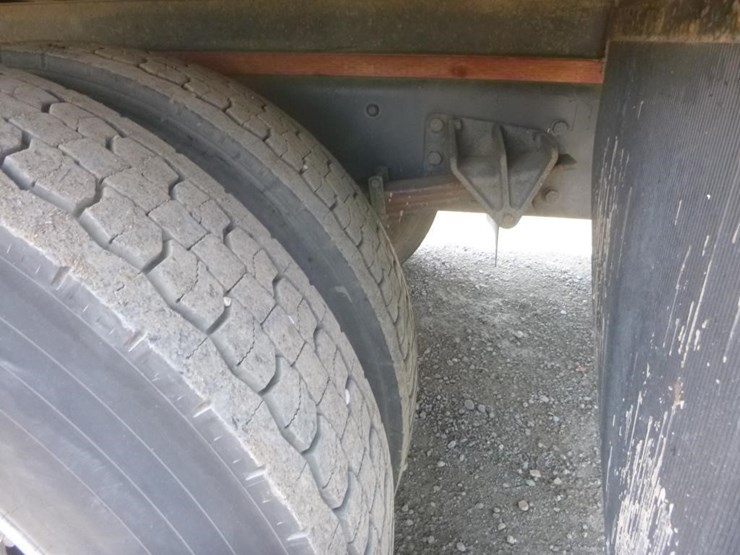 2009-international-durastar-4300-image-22