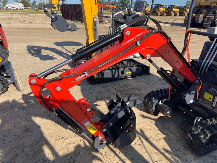 unused-cfg-industrial-mx15rx-excavator-image-11