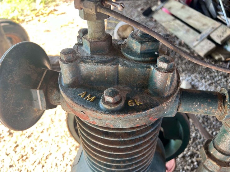international-lb-engine-with-air-compressor-image-32