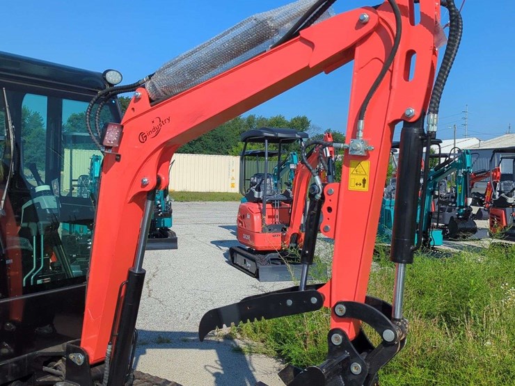 28-hp---cfg-industrial-mini-excavator-enclosed-cab---qnt50r---(2025)-image-2