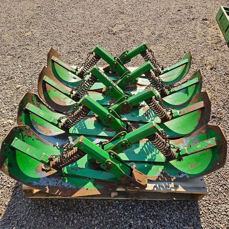 Lankkota Stalk Stompers with Misc Mounting Brackets and Hardware