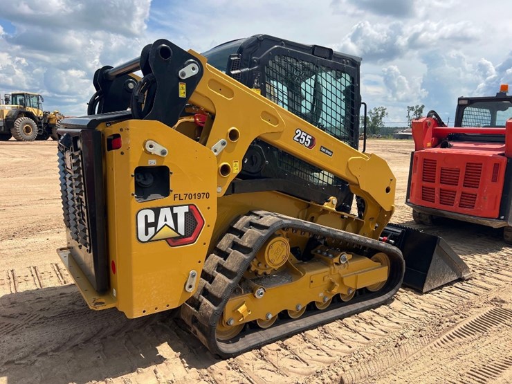 2024-caterpillar-255-skid-steer-image-4