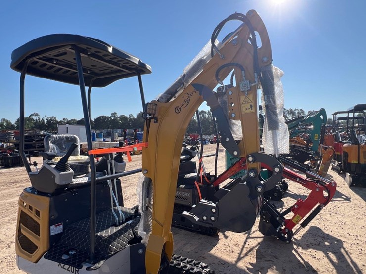 unused-cfg-industrial-xz20r-excavator-image-10