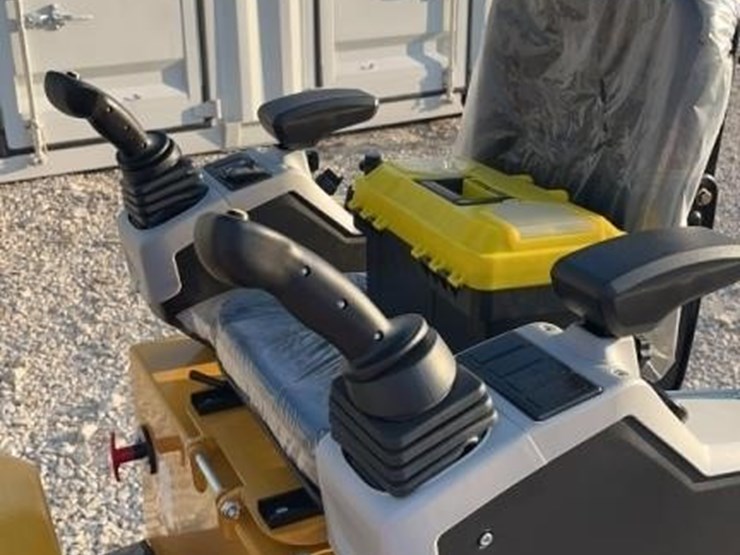 2025-cfg-mx12rx-mini-excavator-image-7
