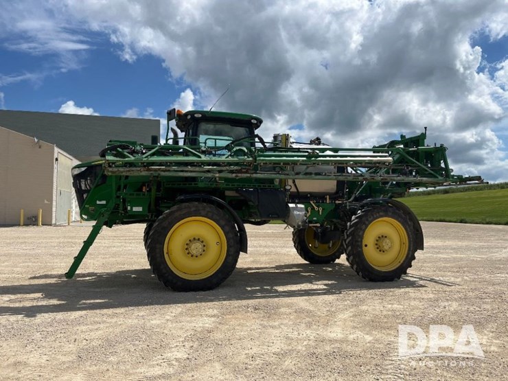 2014-john-deere-r4038-image-23