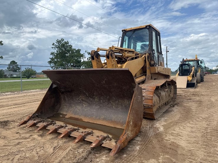 2002-caterpillar-973c-image-2