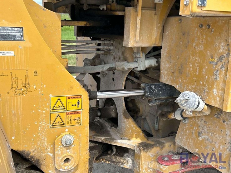 2019-caterpillar-950m-image-12