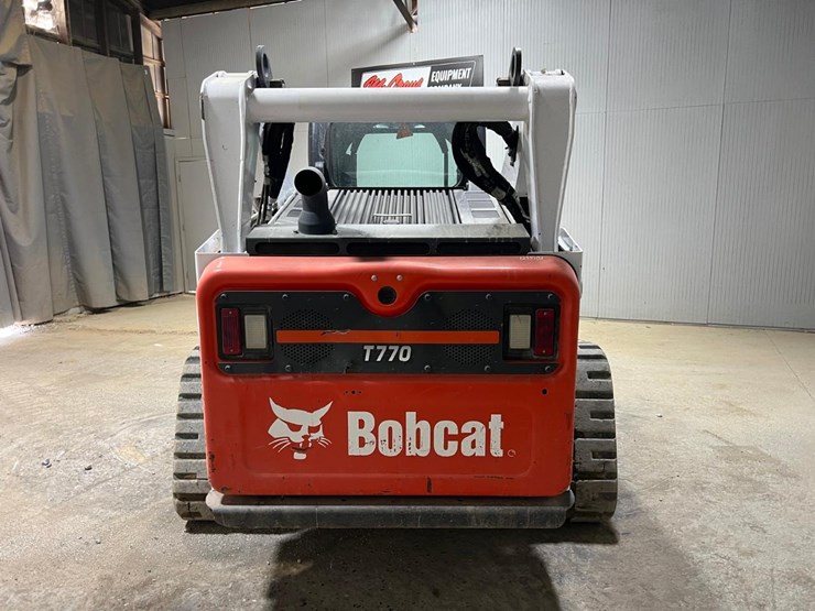 2021-bobcat-t770-image-4