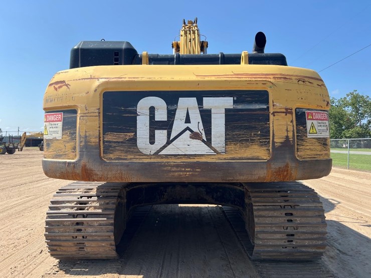 2007-caterpillar-330dl-image-3