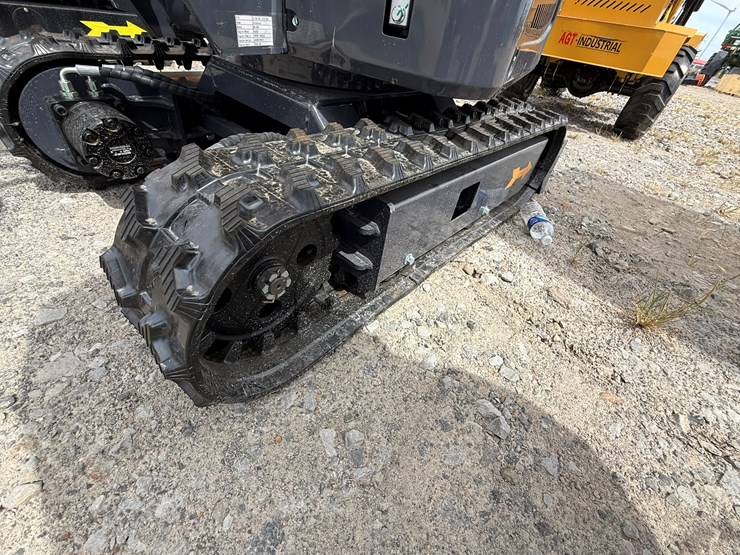 #220-•-#26484-•-unused-cfg-mx15rx-mini-excavator-image-17