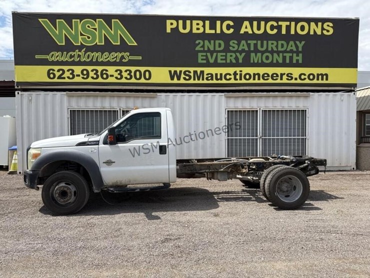 2015-ford-f550-image-1