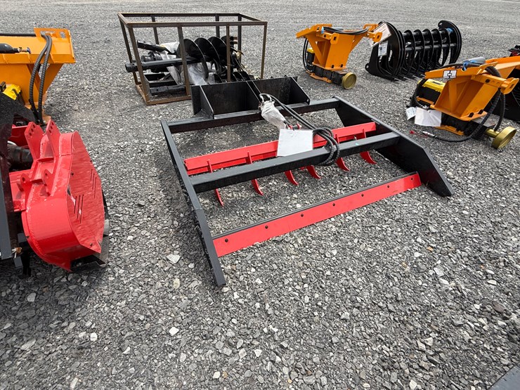 #2000-•-#26332-•-unused-giyi-70"-skid-steer-flat-ripper-pdstq250791-image-4