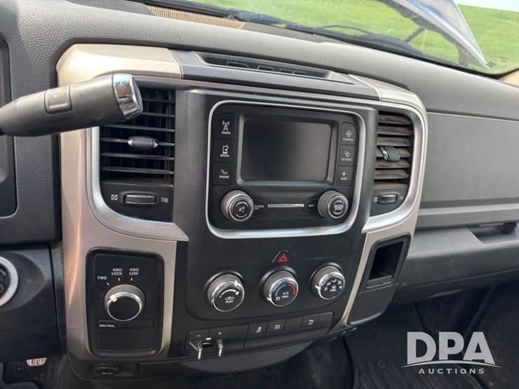 2014-dodge-ram-2500-image-40