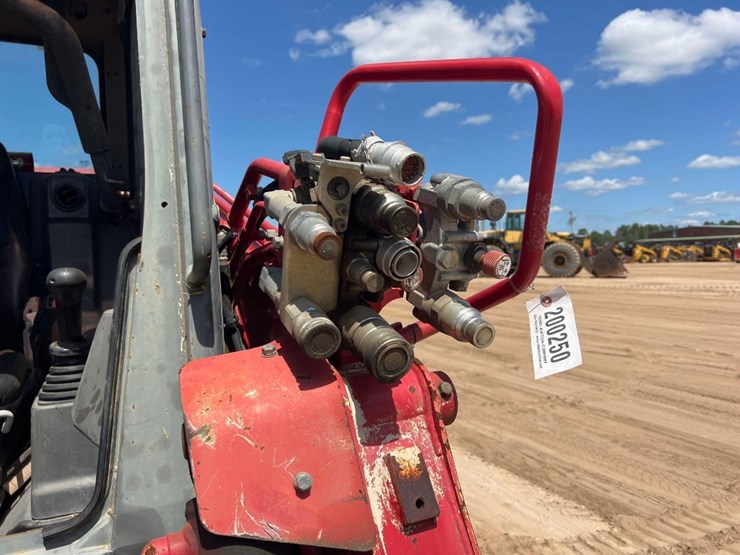 2019-takeuchi-tl12v2-image-11