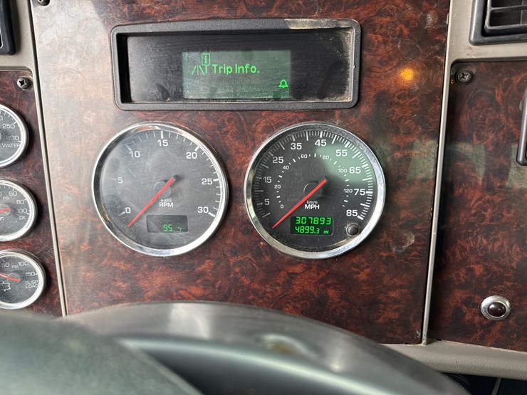 kenworth-t270-image-32