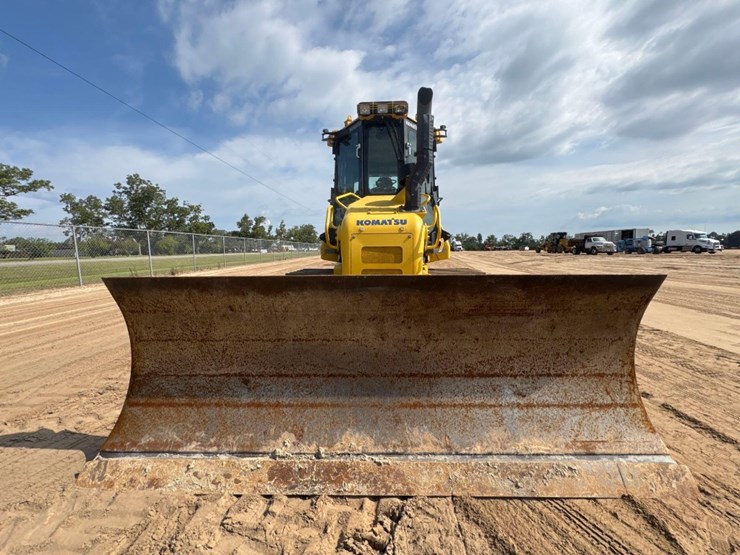 2019-komatsu-d51px-24-image-3