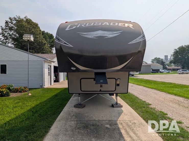2015-crusader-lite-camper-(pz13846)-image-2