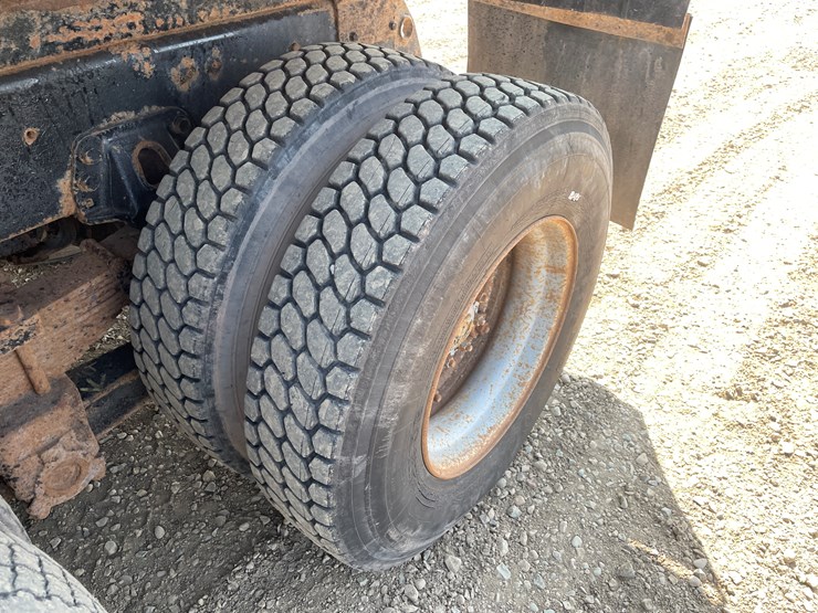 #2051-•-1994-ford-dump-truck-(has-wi-title)-image-11