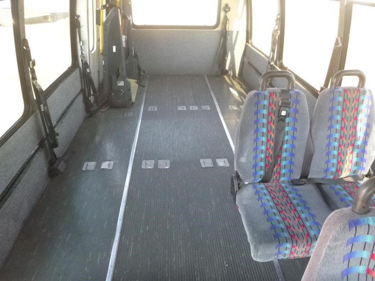 2008-ford-e450-image-8