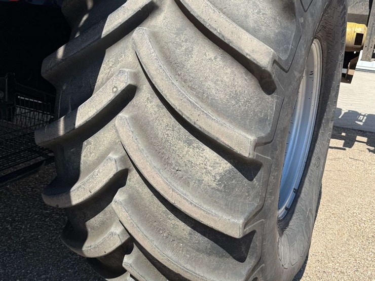 2009-case-ih-8120-image-21