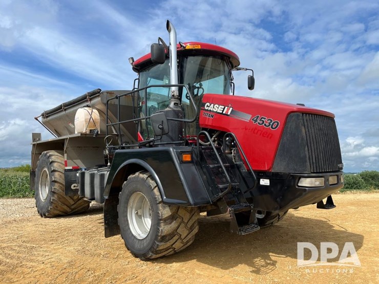 2015-case-ih-titan-4530-image-5