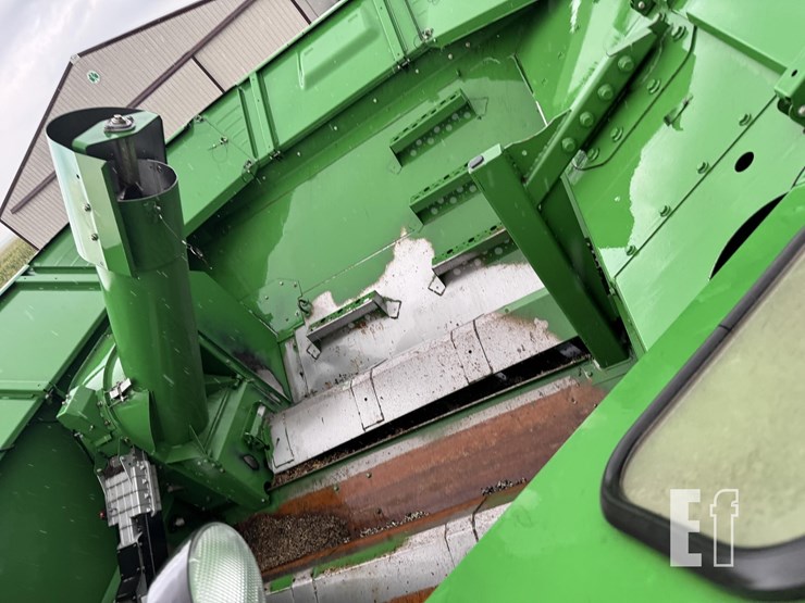2006-john-deere-9760-sts-image-39