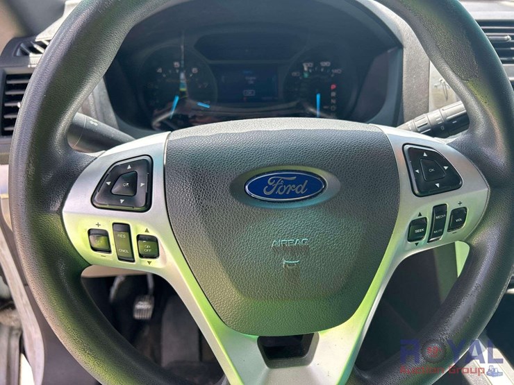 2014-ford-explorer-image-13