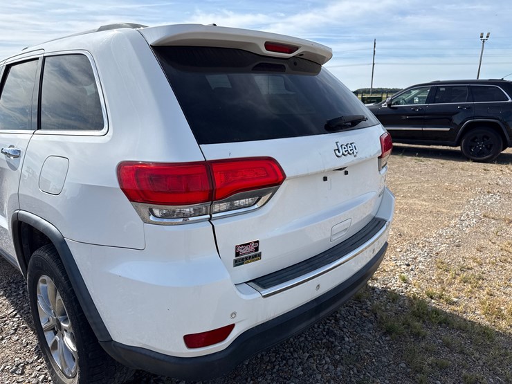 2015-jeep-grand-cherokee-image-13