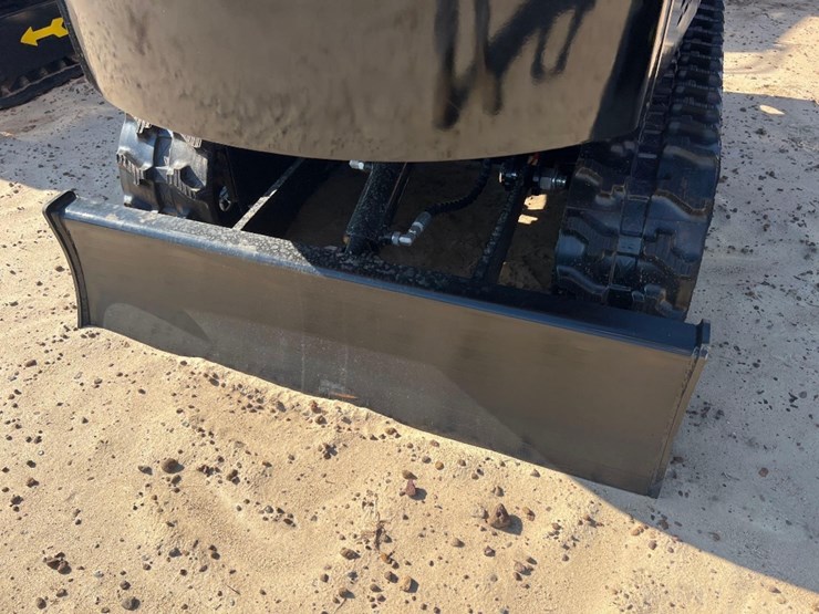 unused-future-ft13cj-excavator-image-13