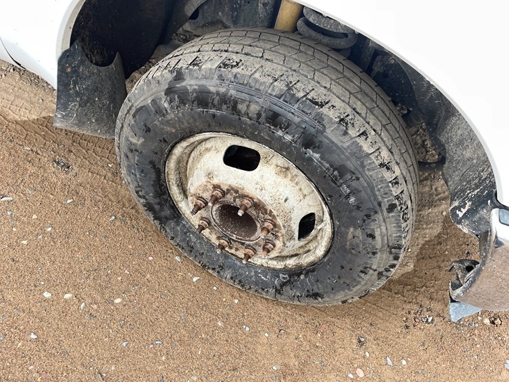 2011-ford-f350-image-5