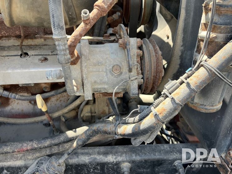 2002-mack-ch613-image-69