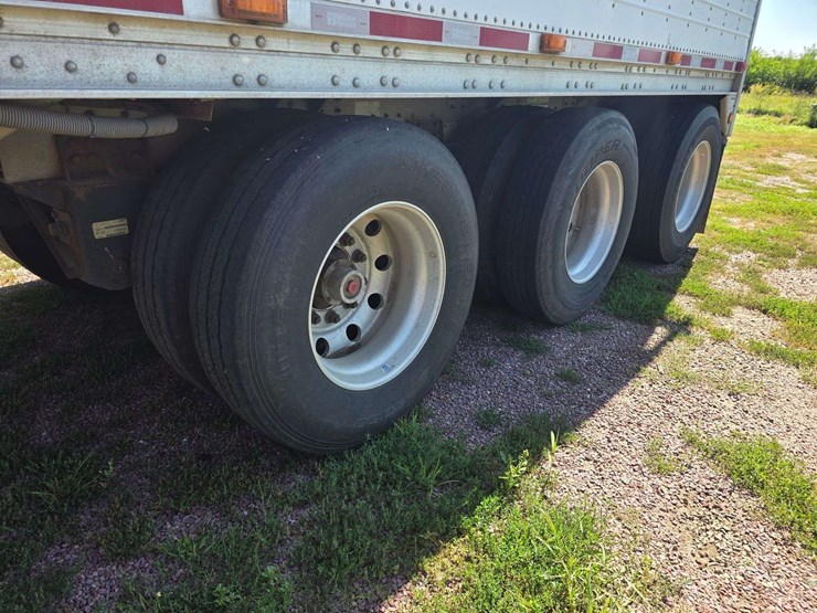 2013-wilson-50'-hopper-bottom-trailer,-84"-wide-with-102"-sides,-commodity-tubes,-ddl-triple,-electr-image-19