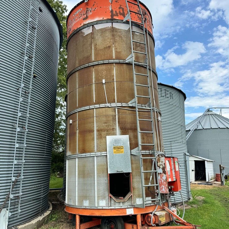 Butler Kan-Sun Grain Dryer, Model 216, Continuous Flow, 220V, Single Phase, LP, On Transports, Worke