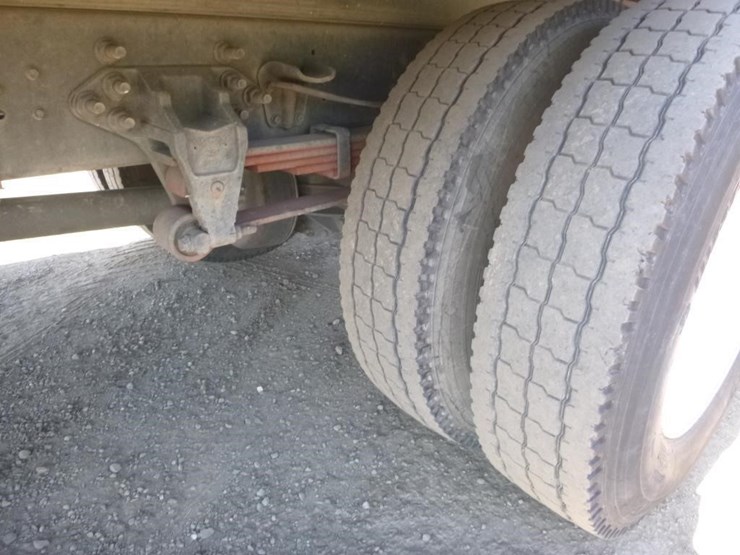 2017-ford-f650-image-22