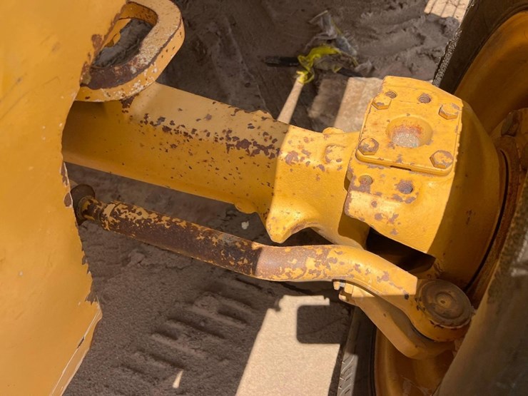 2012-deere-410k-image-12