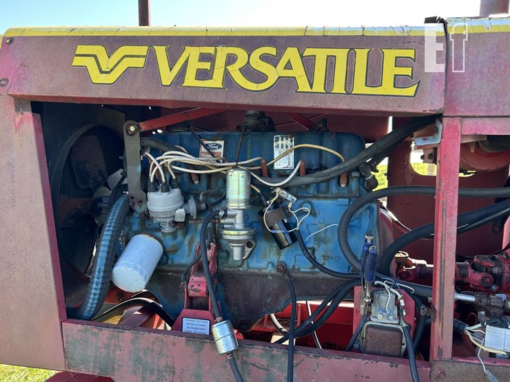 1981-versatile-4400-image-10