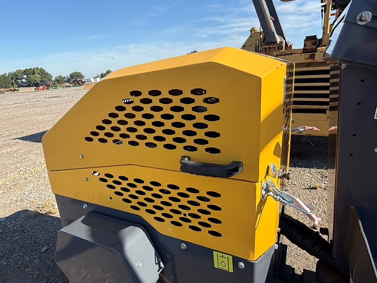 #145-•-#30306-•-2025-sdlool-sl1000-vibratory-compactor-inv#:-30306-image-21