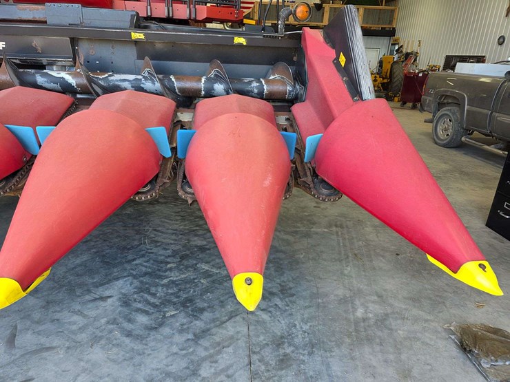 2001-geringhoff-rota-disc-8-row-30”-chopping-corn-head,-red-poly-snouts,-headsite,-flagship-hookup,-image-12