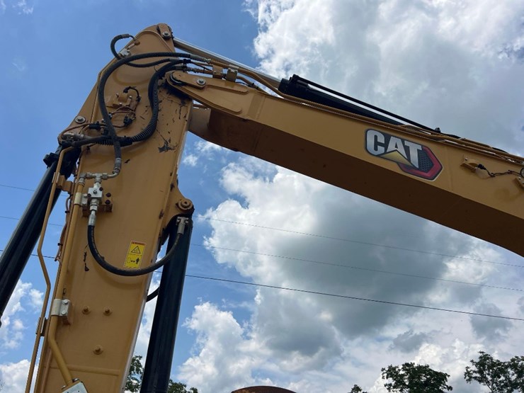 2022-caterpillar-317-image-13