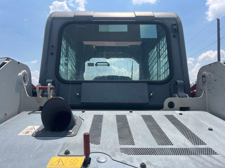 2021-takeuchi-tl8r2-image-14