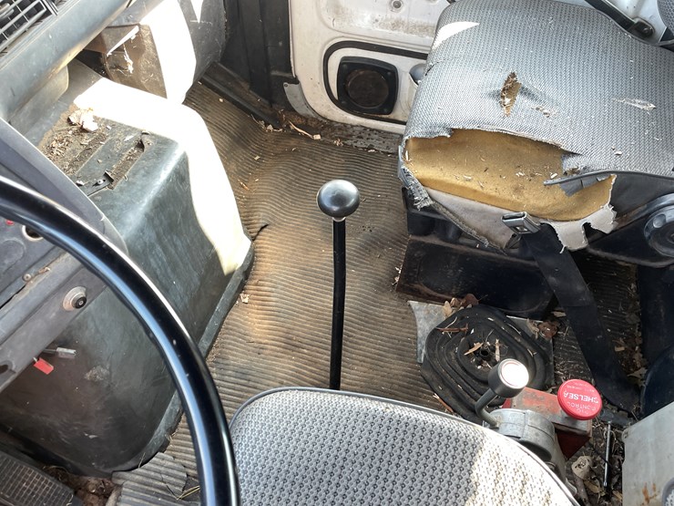 1991-ford-l8000-image-31