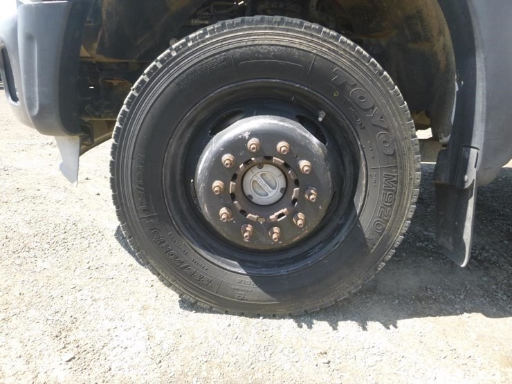 2012-ford-f550-image-22