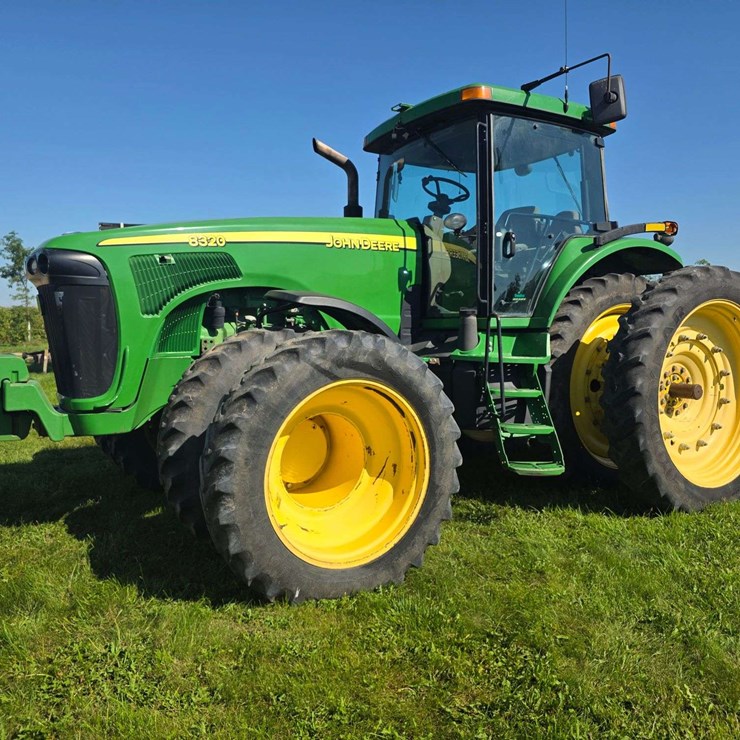 2004 JOHN DEERE 8320
