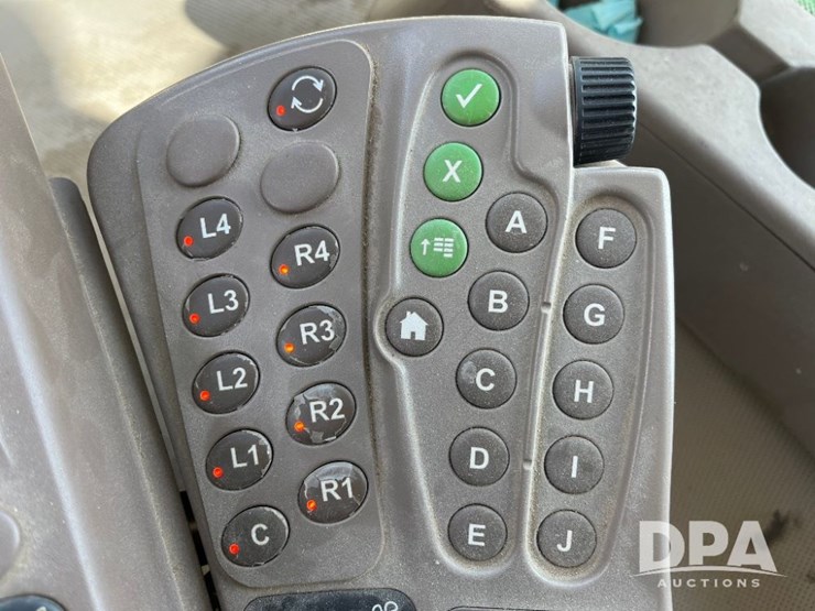 2014-john-deere-r4038-image-86
