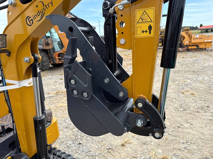 #220-•-#26493-•-unused-cfg-qk18r-mini-excavator-image-10