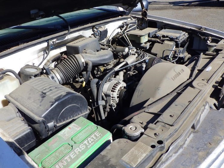 1998-chevrolet-3500-image-12