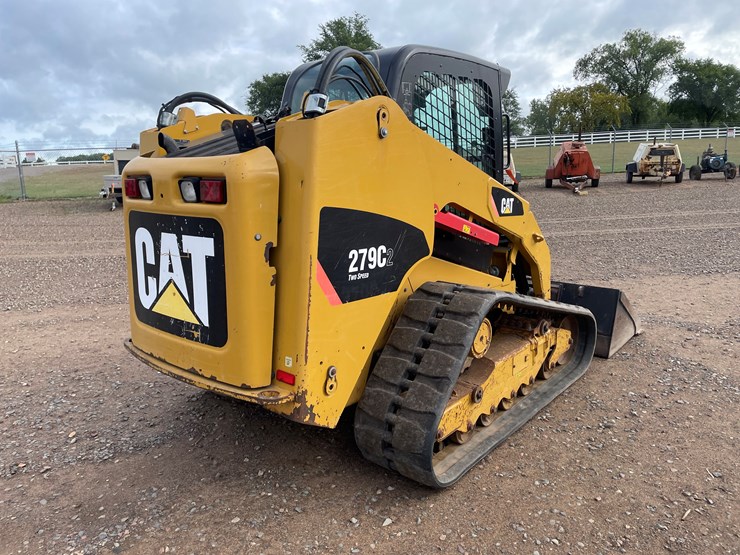 2012-caterpillar-279c2-image-3