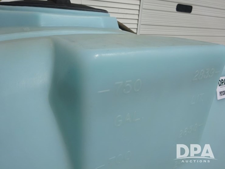 ace-roto-mold-liquid-tank-(pz13832)-image-18