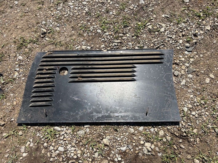 oliver-and-massey-harris-sheet-metal-image-6